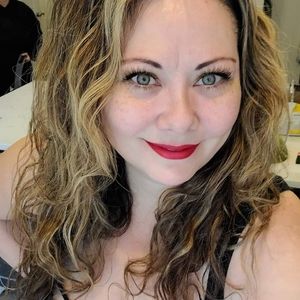 Meet your Posher, Christine